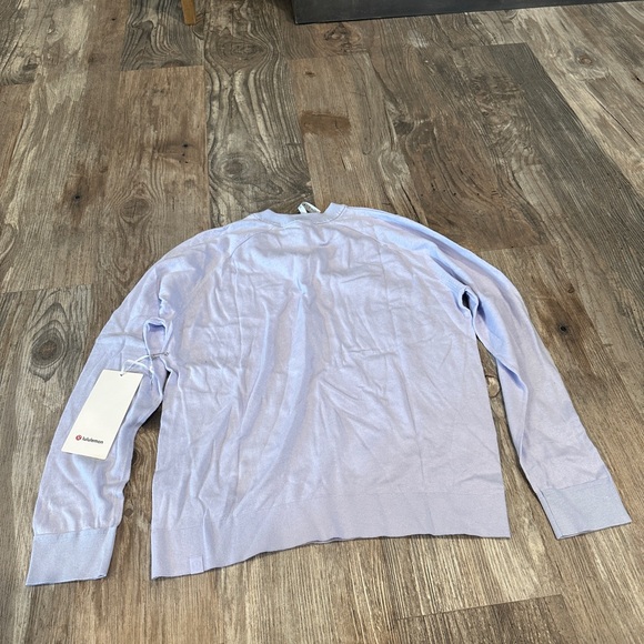 NEW with tags Lululemon Silk-Blend Crewneck Sweater
Pastel Blue sz 10 - Picture 6 of 7